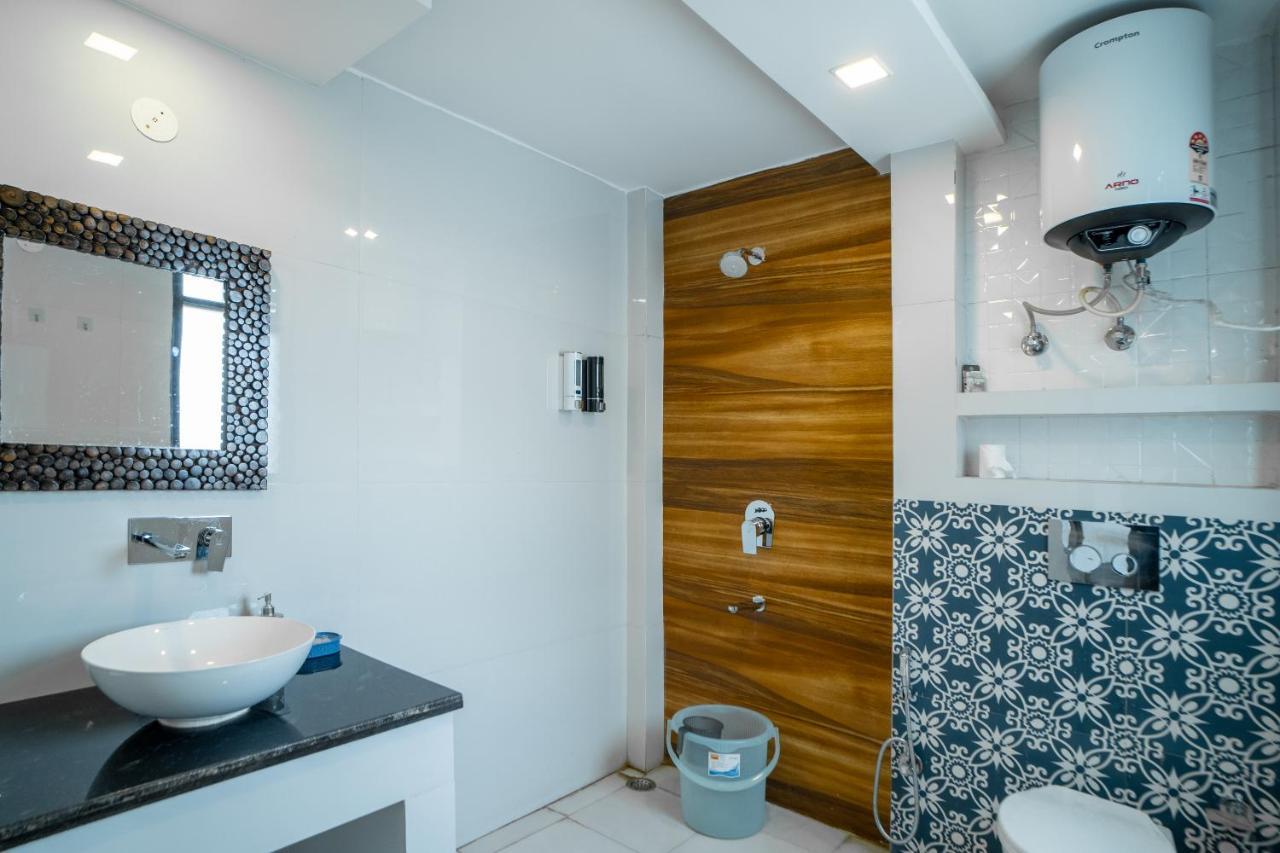 Flxho Uno - Serviced Apartment & Rooms - Golf Course Road Gurgaon Dış mekan fotoğraf